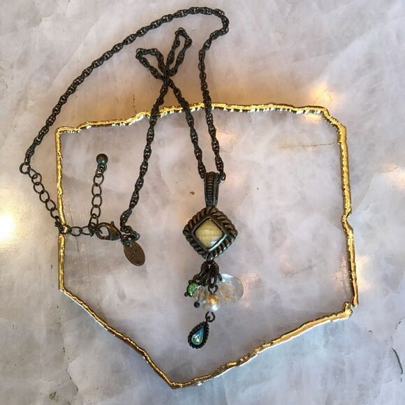 LIA SOPHIA Necklace!  - Picture 3 of 9